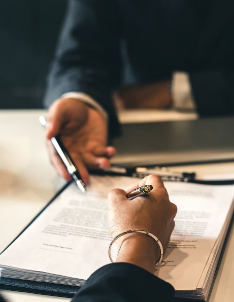 Contratos y Acuerdos Comerciales Personalizados