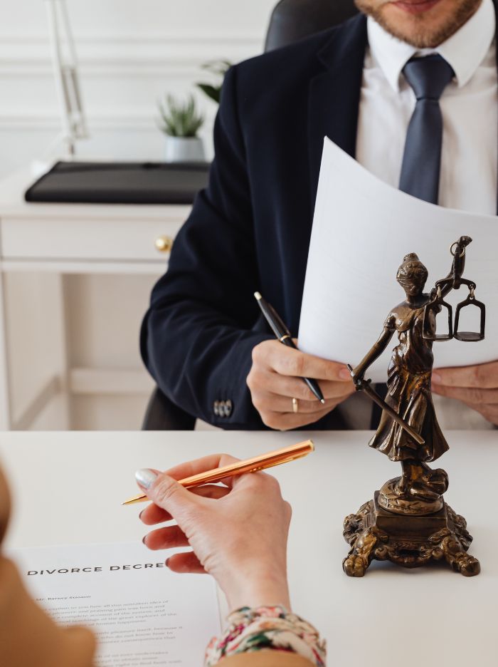 Asesoría y Estrategia Legal