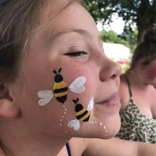 Maquillaje y peinado